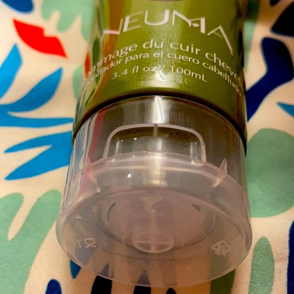 New! reNeu Scalp Therapy- gentle scalp exfoliator- NEUMA - Picture 4 of 6